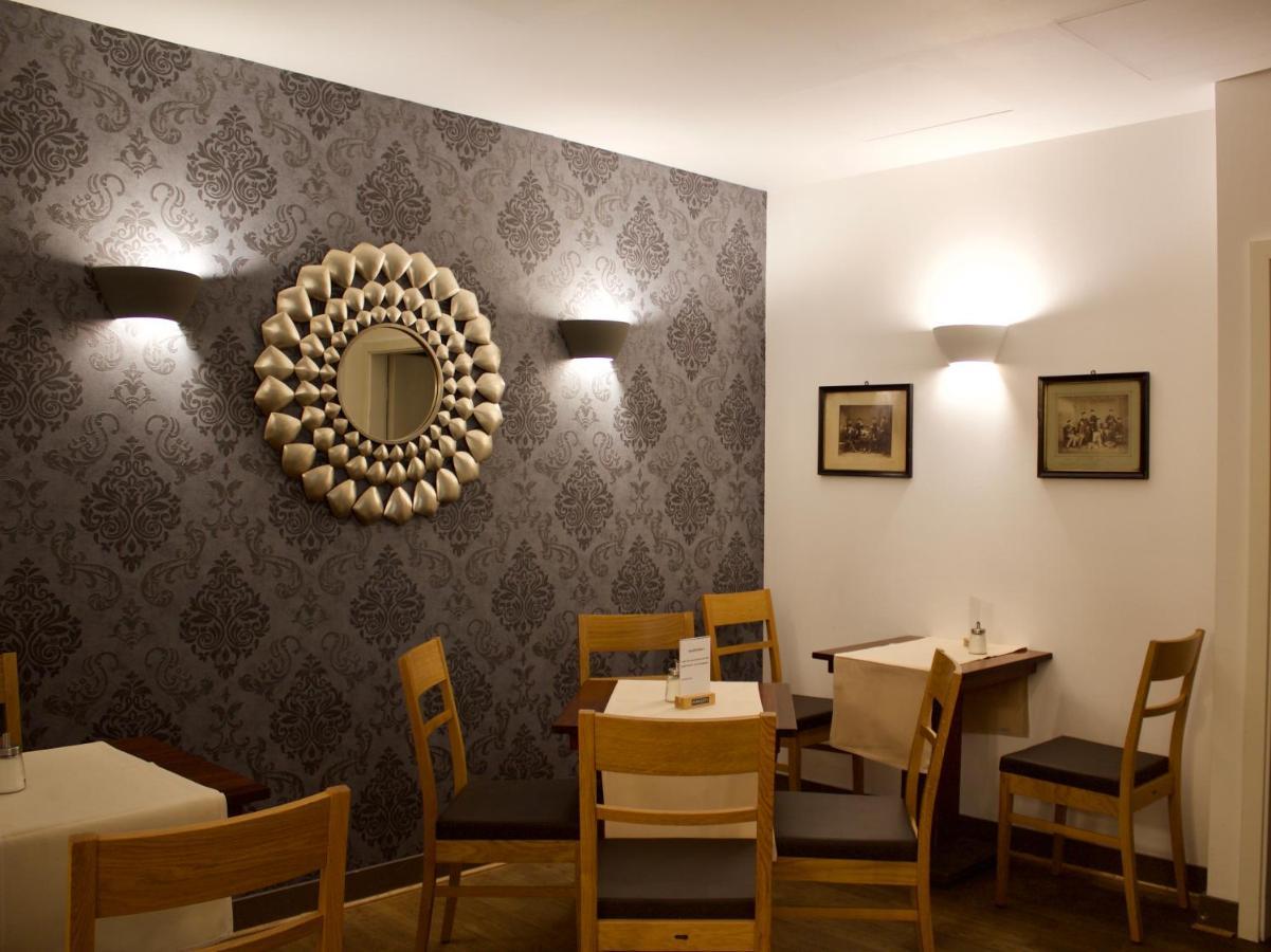 Cafe & Hotel Knoesel 海德堡 外观 照片